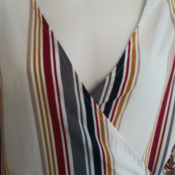 Charlotte Russe Wrap Front Blouse - Picture 4 of 7